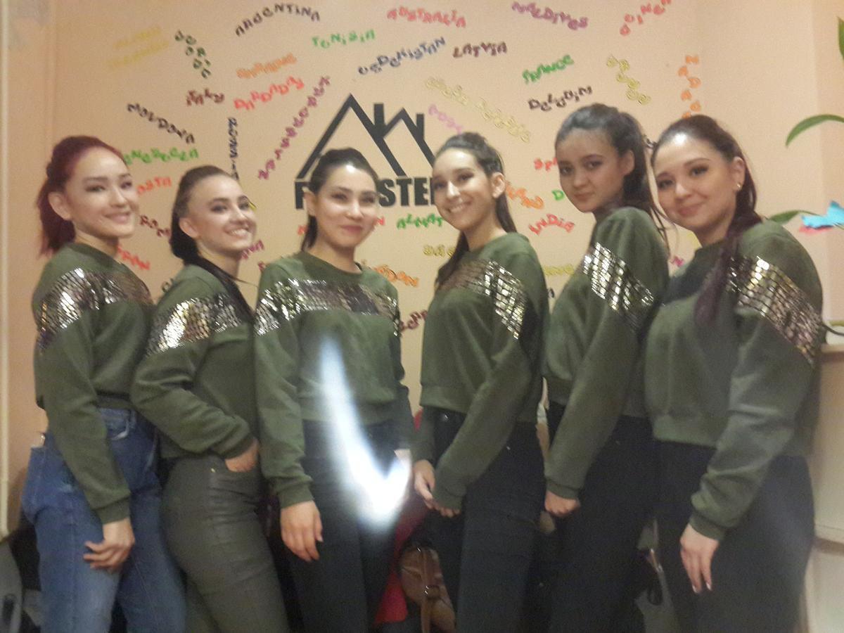 Fm Hostel Almaty Кок-Тюбе Экстерьер фото