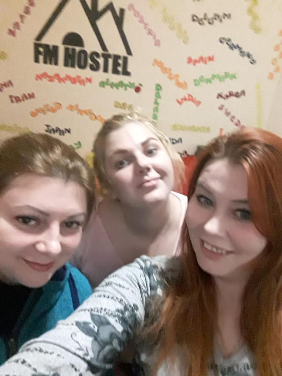 Fm Hostel Almaty Кок-Тюбе Экстерьер фото